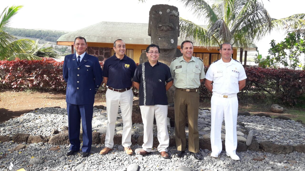 Representantes de las FFAA y de Orden y Seguridad asistentes a la Ceremonia